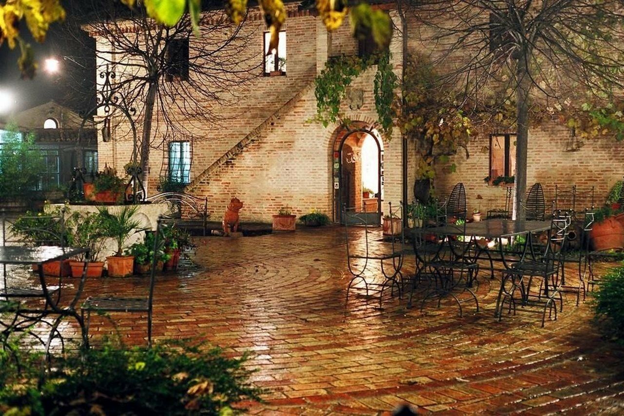 Albergo Le Case Мачерата Екстериор снимка