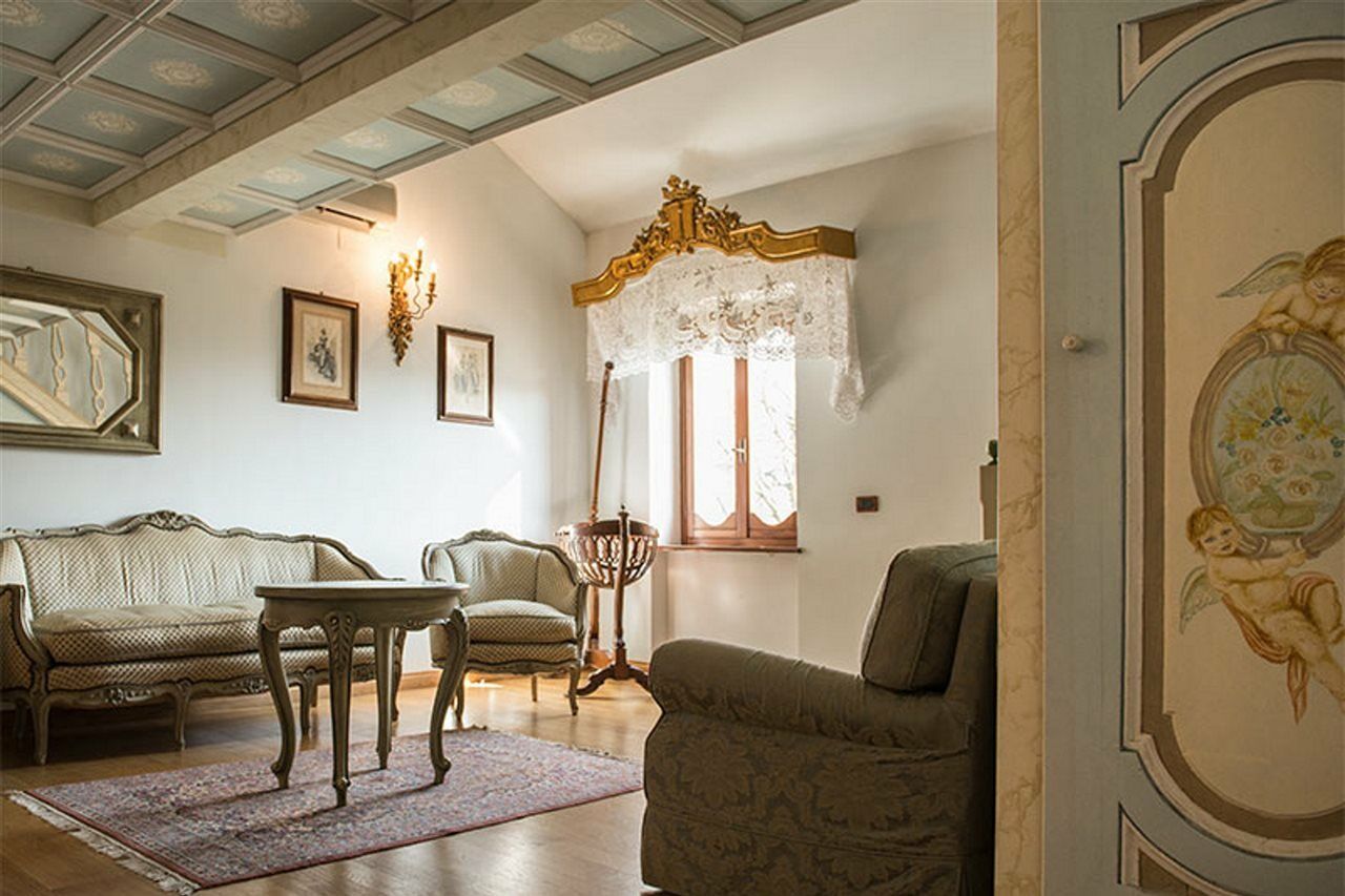 Albergo Le Case Мачерата Екстериор снимка